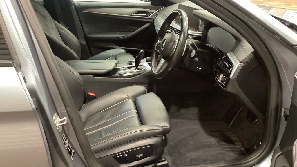 Used BMW 5 Series 2020 for sale - 76510192: Photo 9