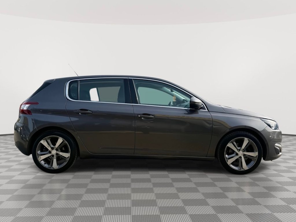 Used Peugeot 308 2017 for sale - 77798333: Photo 5