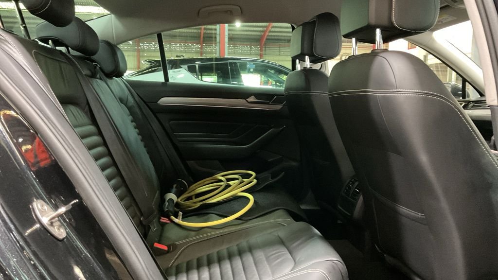 Used Volkswagen Passat 2021 for sale - 77153900: Photo 14