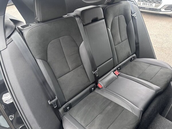 Used Volvo XC40 2021 for sale - 76234343: Photo 12