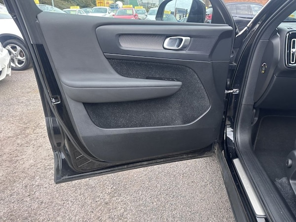 Used Volvo XC40 2021 for sale - 76234343: Photo 16