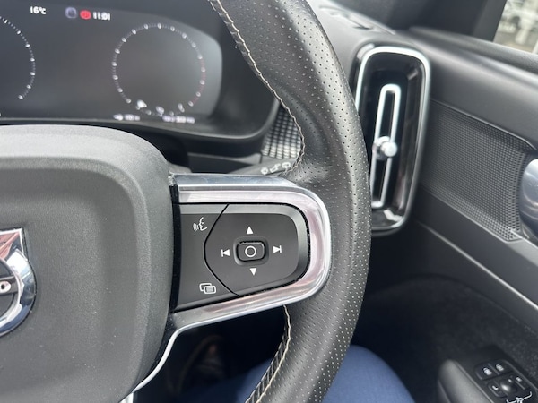 Used Volvo XC40 2021 for sale - 76234343: Photo 26