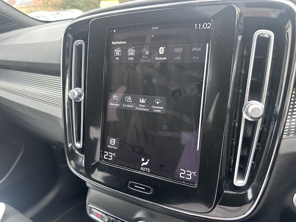 Used Volvo XC40 2021 for sale - 76234343: Photo 32
