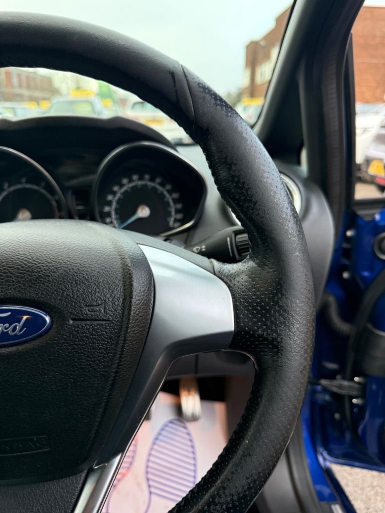 Used Ford Fiesta 2017 for sale - 76768445: Photo 14