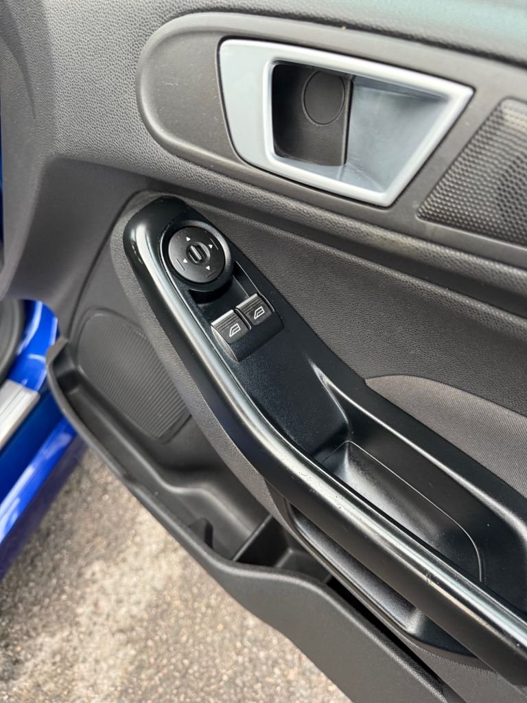 Used Ford Fiesta 2017 for sale - 76768445: Photo 18