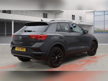 Used Volkswagen T-Roc 2021 for sale - 76546959: Photo