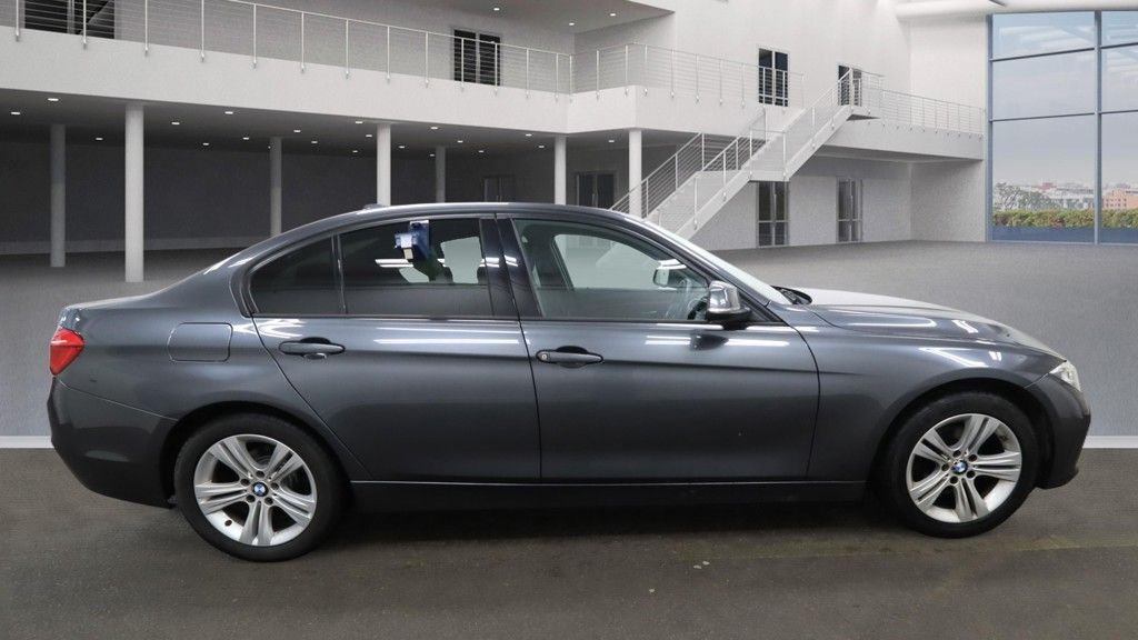 Used BMW 3 Series 2016 for sale - 77891183: Photo 5