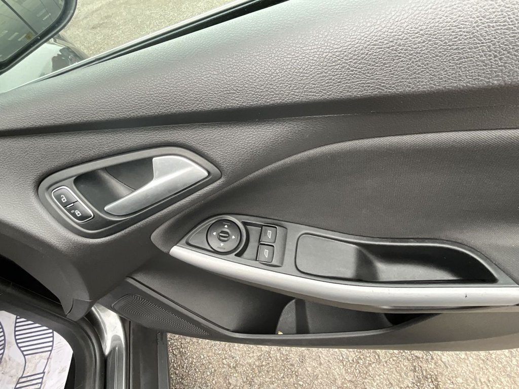 Used Ford Focus 2016 for sale - 76280304: Photo 18