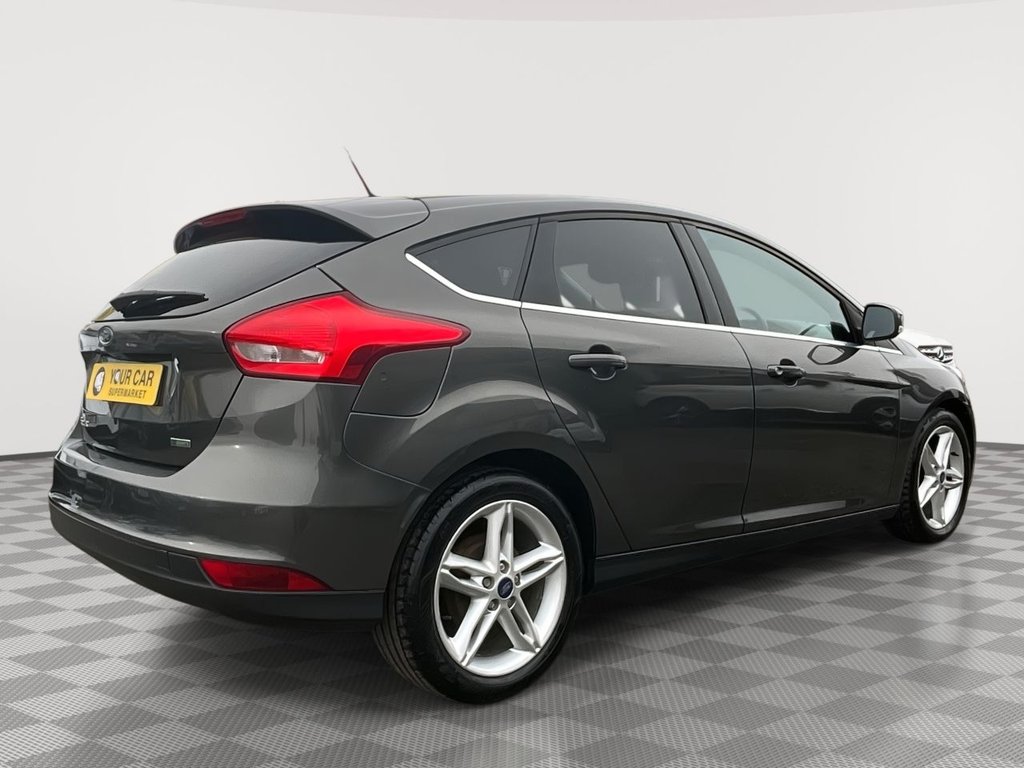 Used Ford Focus 2016 for sale - 76280304: Photo 9