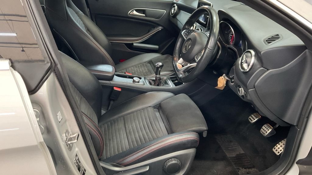 Used Mercedes-Benz CLA 2018 for sale - 76546955: Photo 15