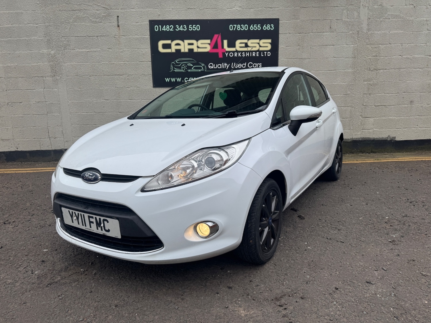 Used Ford Fiesta 2011 for sale - 78092915: Photo 2