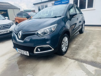 Used Renault Captur 2015 for sale - 75305928: Photo
