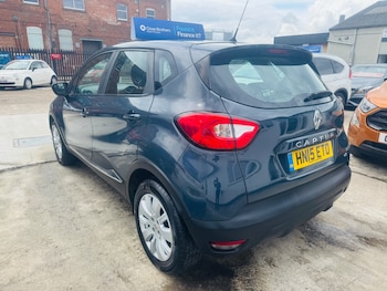 Used Renault Captur 2015 for sale - 75305928: Photo