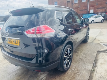Used Nissan X-Trail 2017 for sale - 75381801: Photo