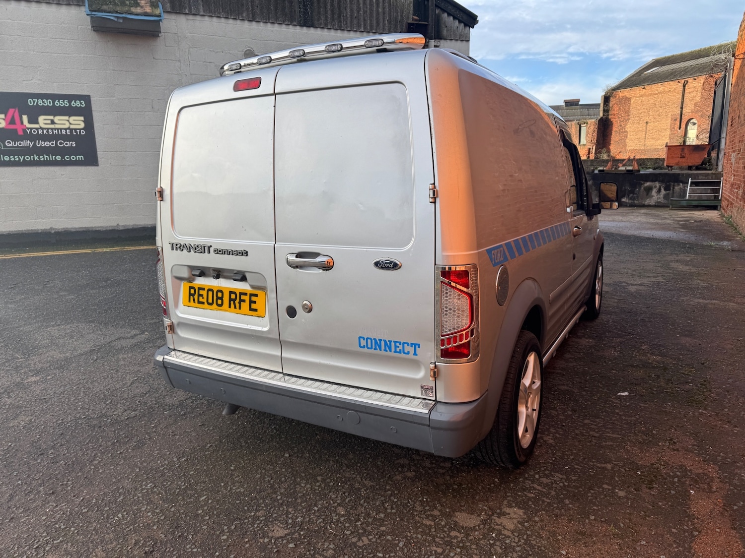 Used Ford Transit Connect 2010 for sale - 76830456: Photo 3