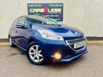 Peugeot - 208
