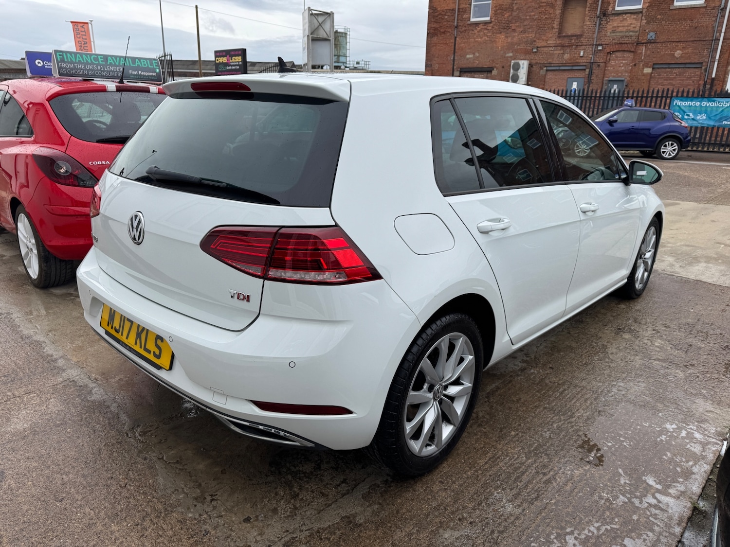 Used Volkswagen Golf 2017 for sale - 76114419: Photo 7