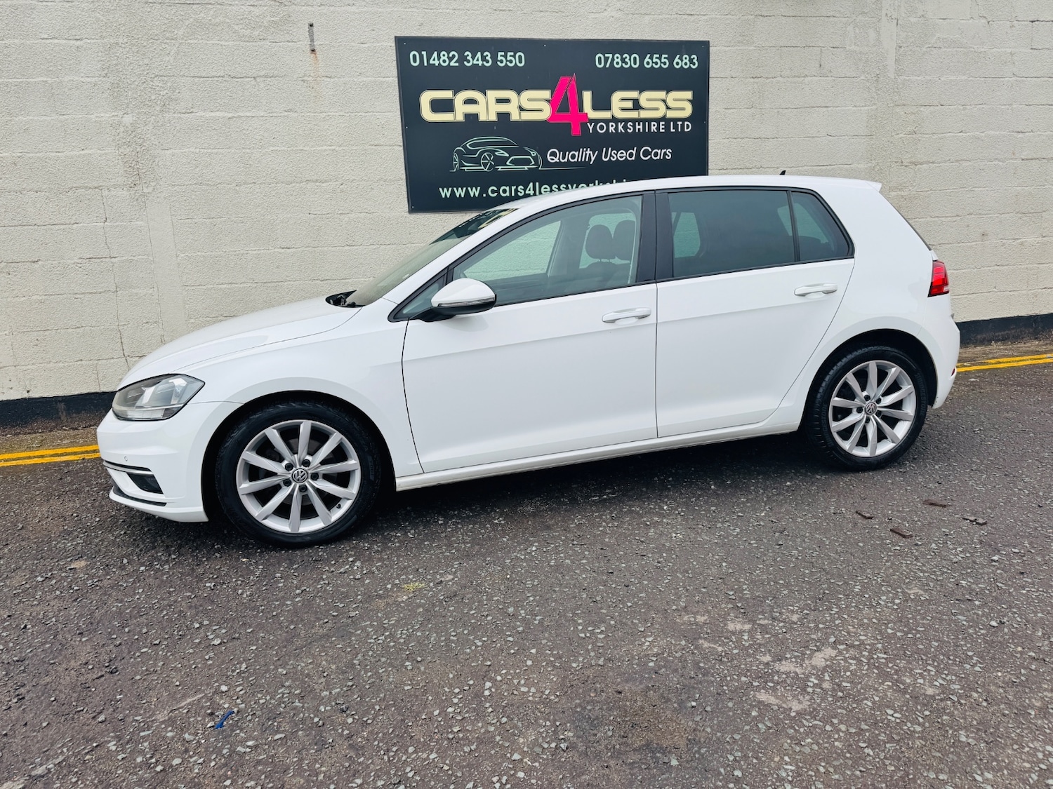 Used Volkswagen Golf 2017 for sale - 76114419: Photo 9