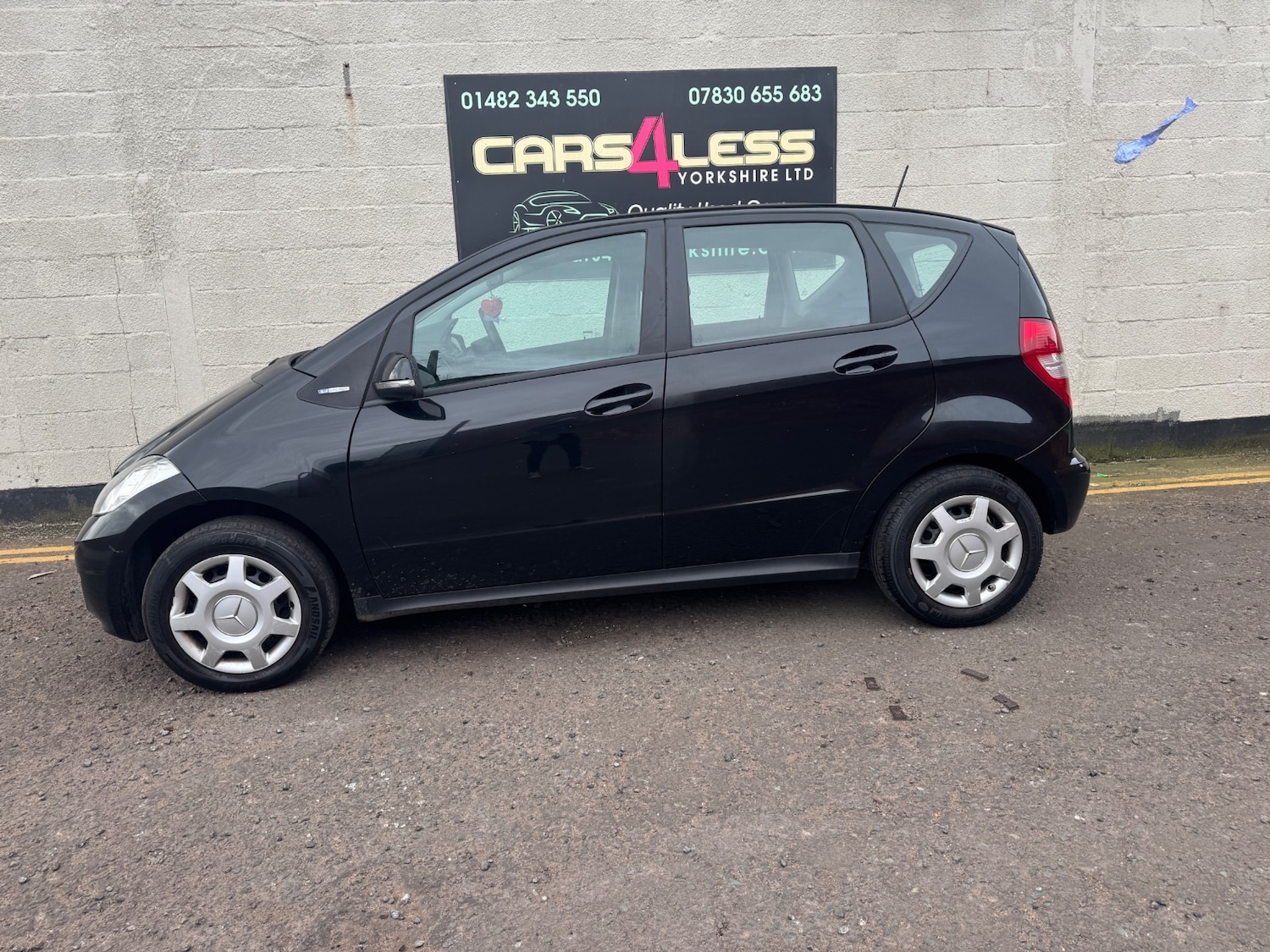 Used Mercedes-Benz A-Class 2011 for sale - 77845225: Photo 3