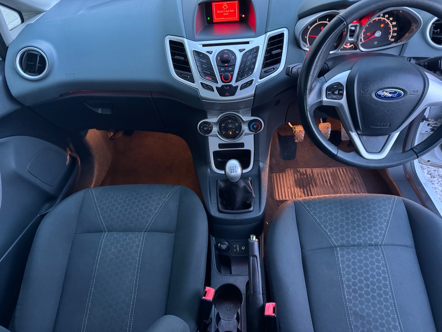 Used Ford Fiesta 2011 for sale - 77168769: Photo 7