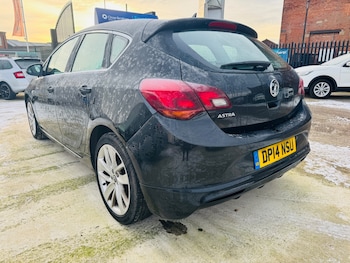 Used Vauxhall Astra 2014 for sale - 77097054: Photo