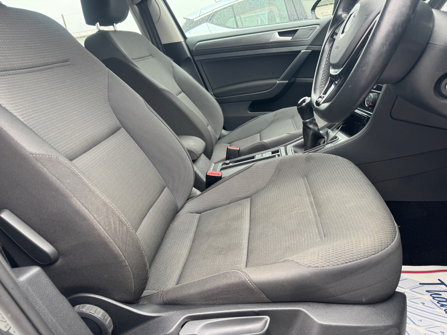 Used Volkswagen Golf 2017 for sale - 77541740: Photo 10