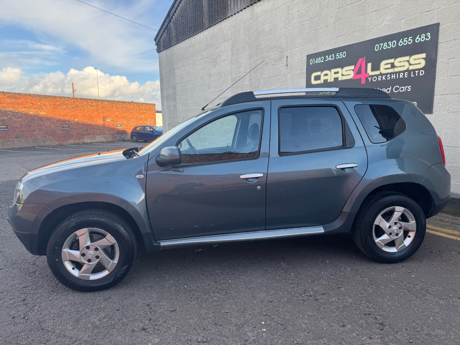 Used Dacia Duster 2014 for sale - 78018105: Photo 3