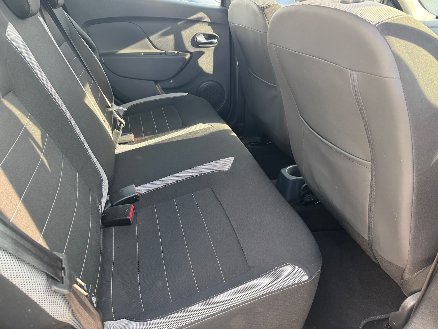 Used Dacia Sandero Stepway 2019 for sale - 77953696: Photo 10