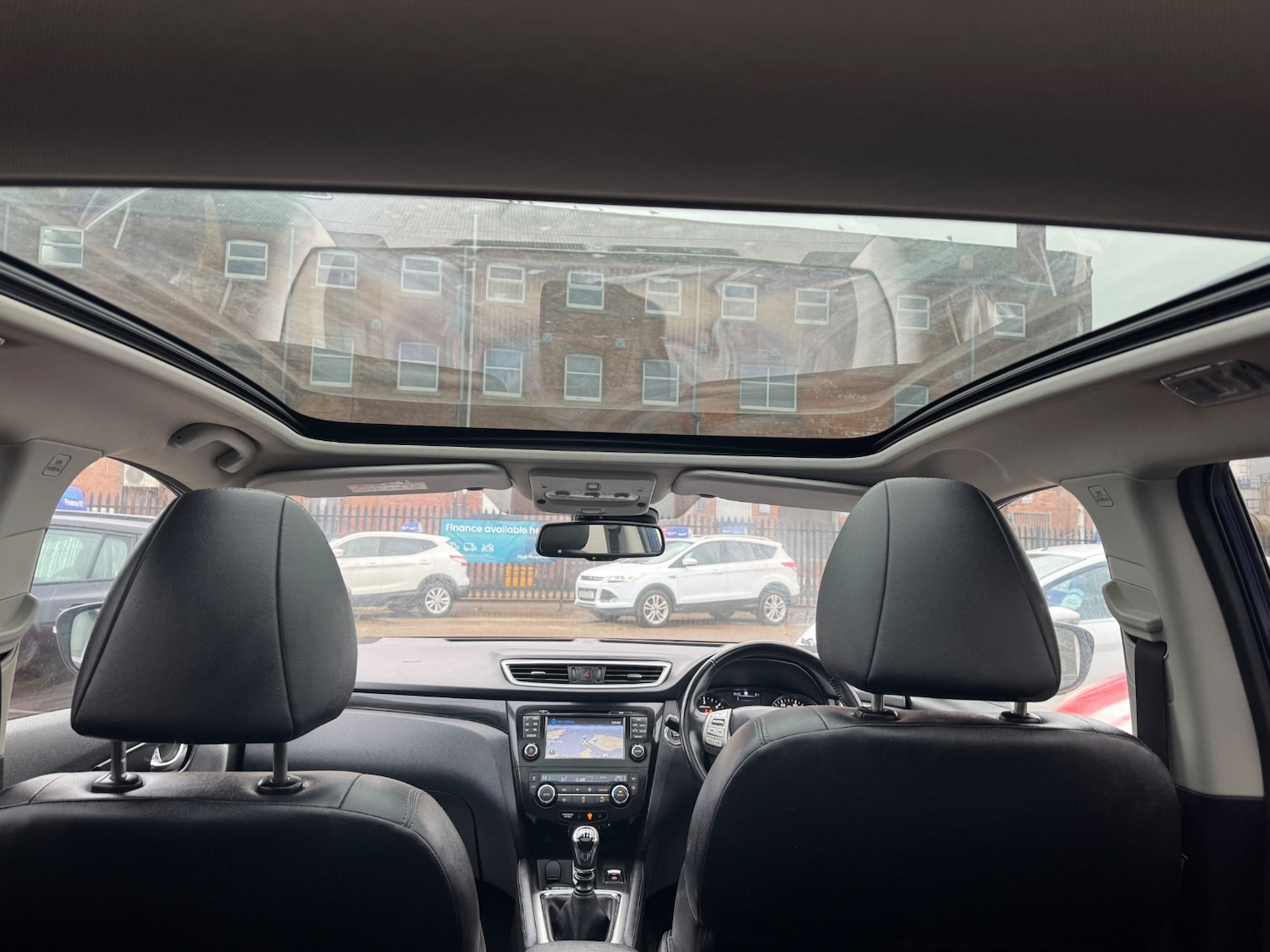 Used Nissan Qashqai 2015 for sale - 77271087: Photo 9