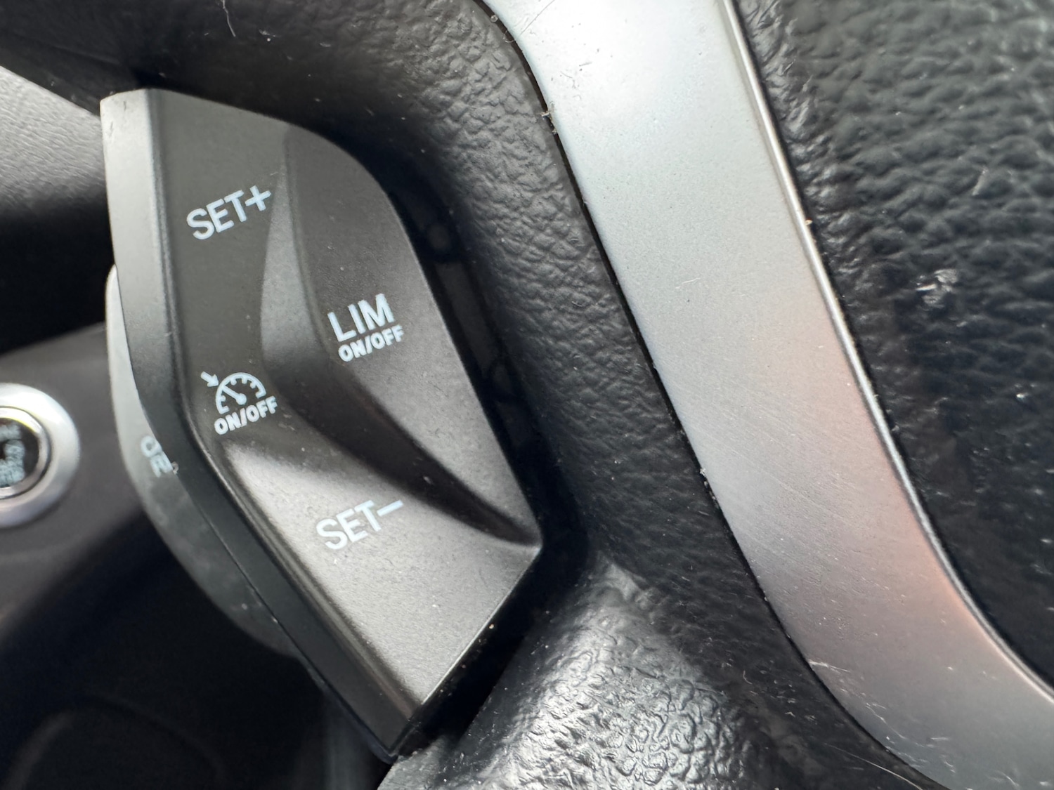 Used Ford Kuga 2015 for sale - 76292826: Photo 15