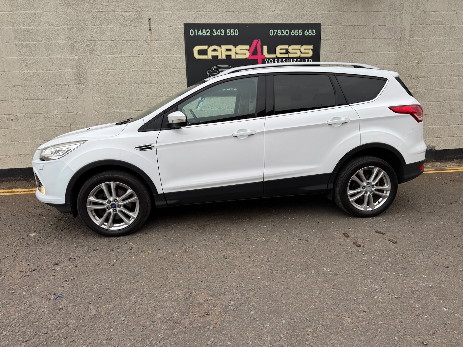 Used Ford Kuga 2015 for sale - 76292826: Photo 4