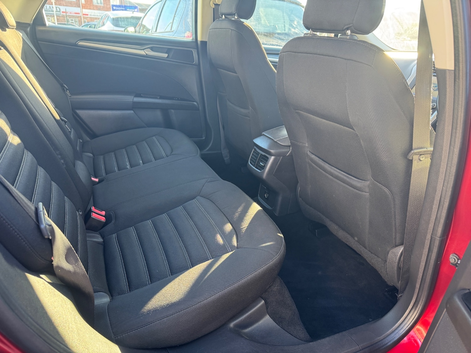 Used Ford Mondeo 2015 for sale - 76650910: Photo 11