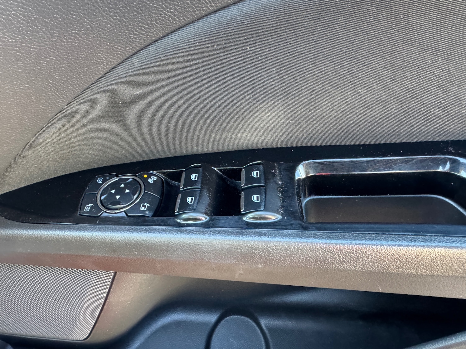 Used Ford Mondeo 2015 for sale - 76650910: Photo 16