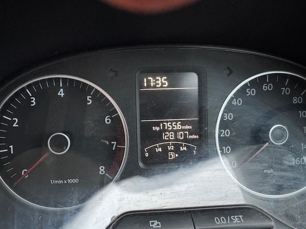 Used Volkswagen Polo 2010 for sale - 76263107: Photo 12
