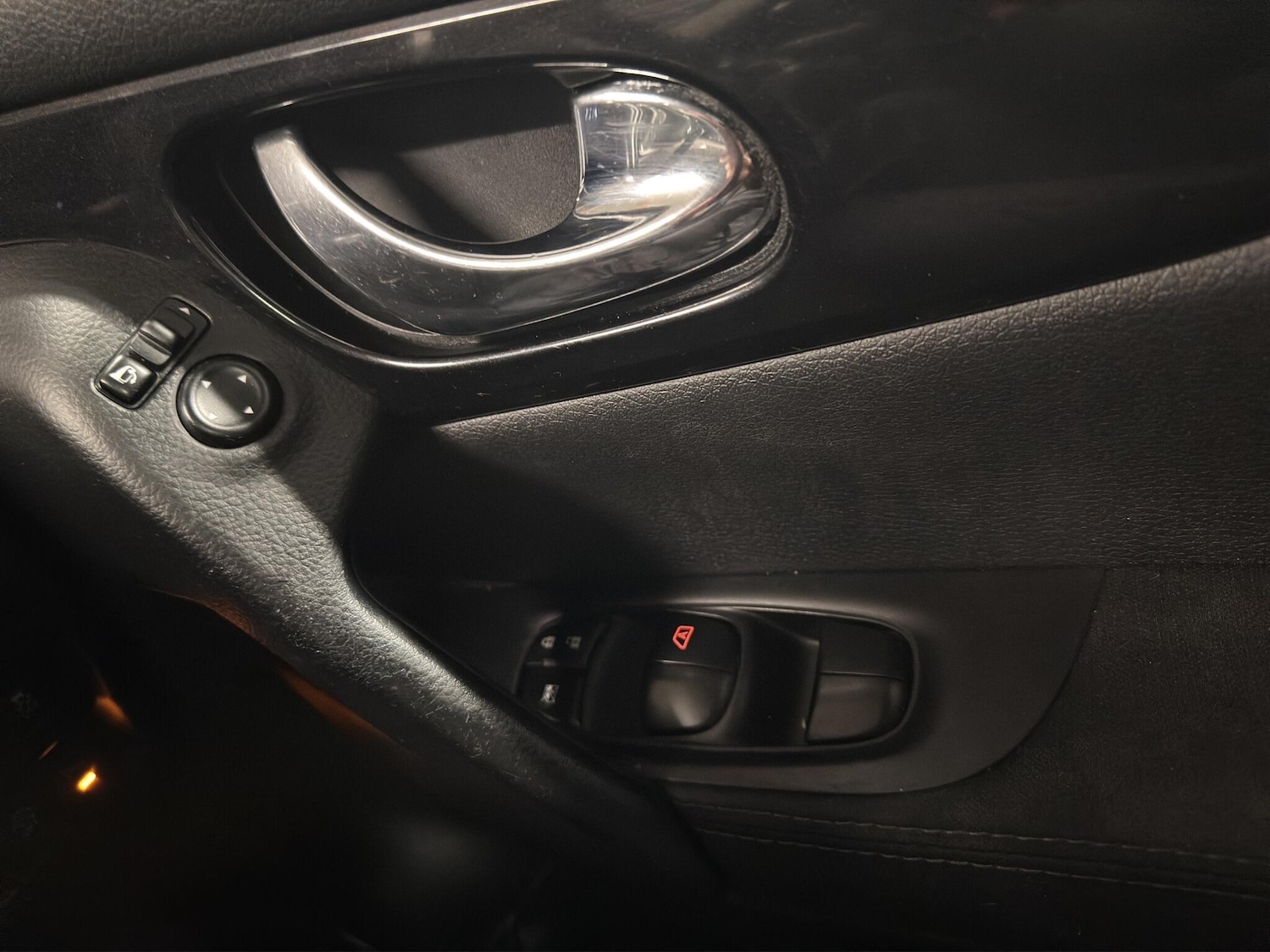 Used Nissan Qashqai 2015 for sale - 76522105: Photo 19