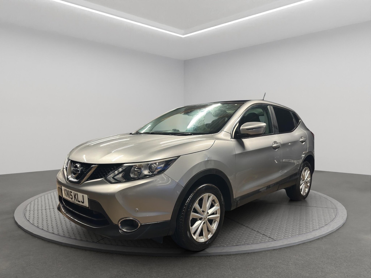 Used Nissan Qashqai 2015 for sale - 76522105: Photo 3