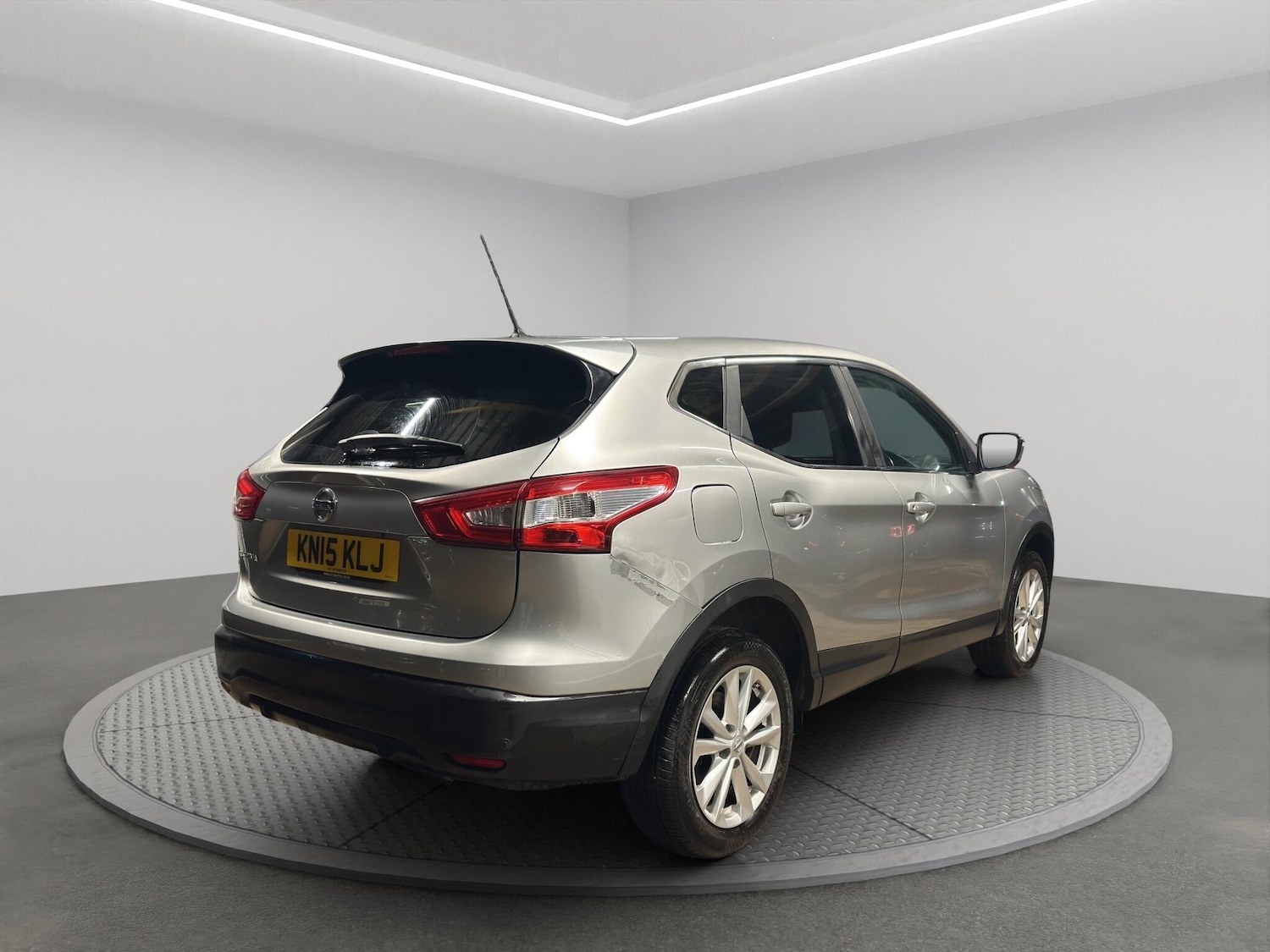 Used Nissan Qashqai 2015 for sale - 76522105: Photo 7