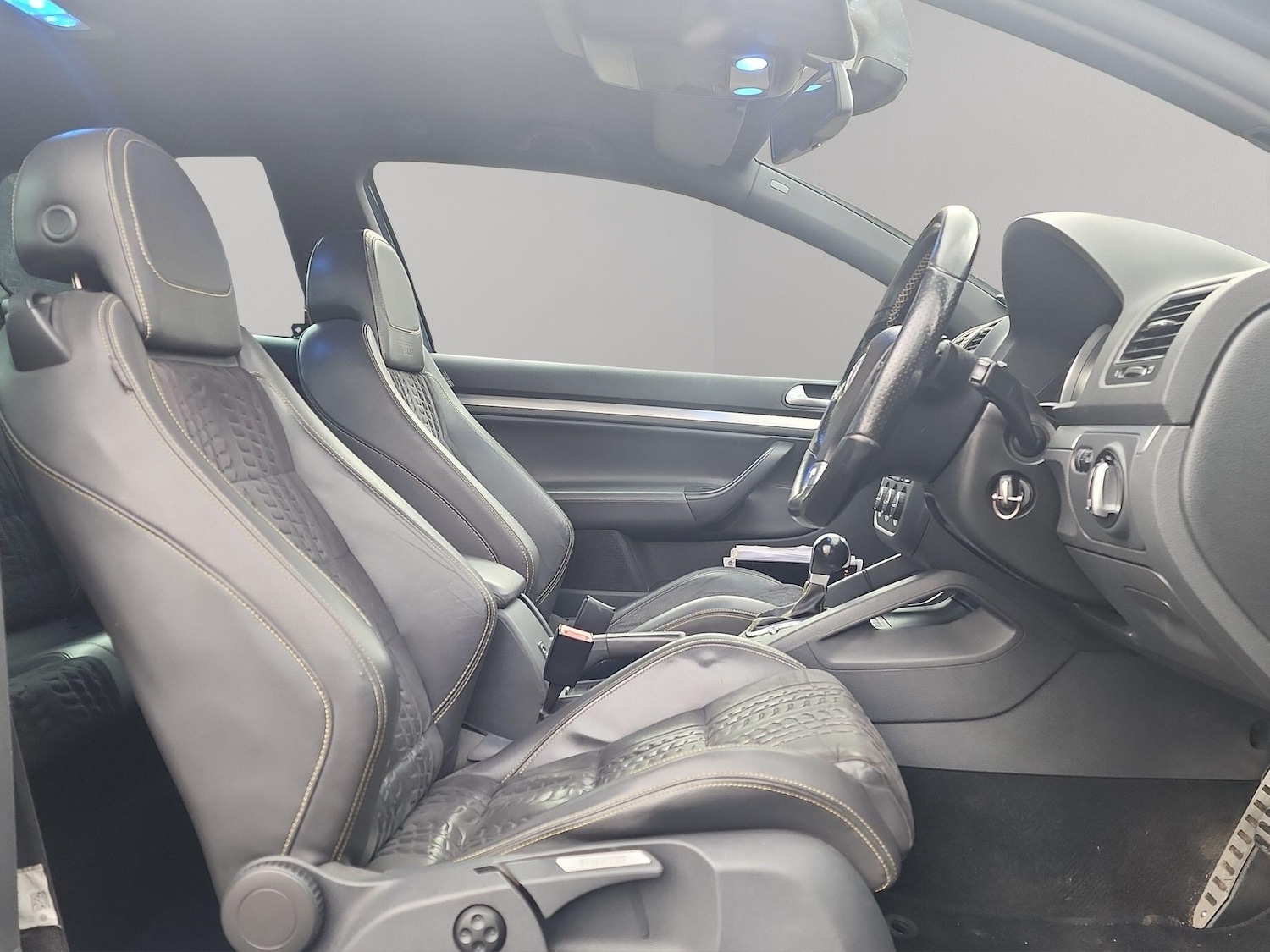 Used Volkswagen Golf 2009 for sale - 76561193: Photo 12