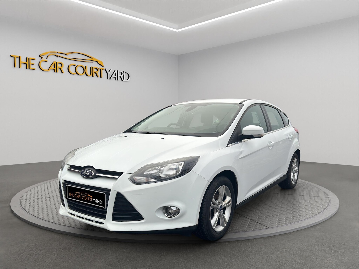 Used Ford Focus 2013 for sale - 76824245: Photo 3