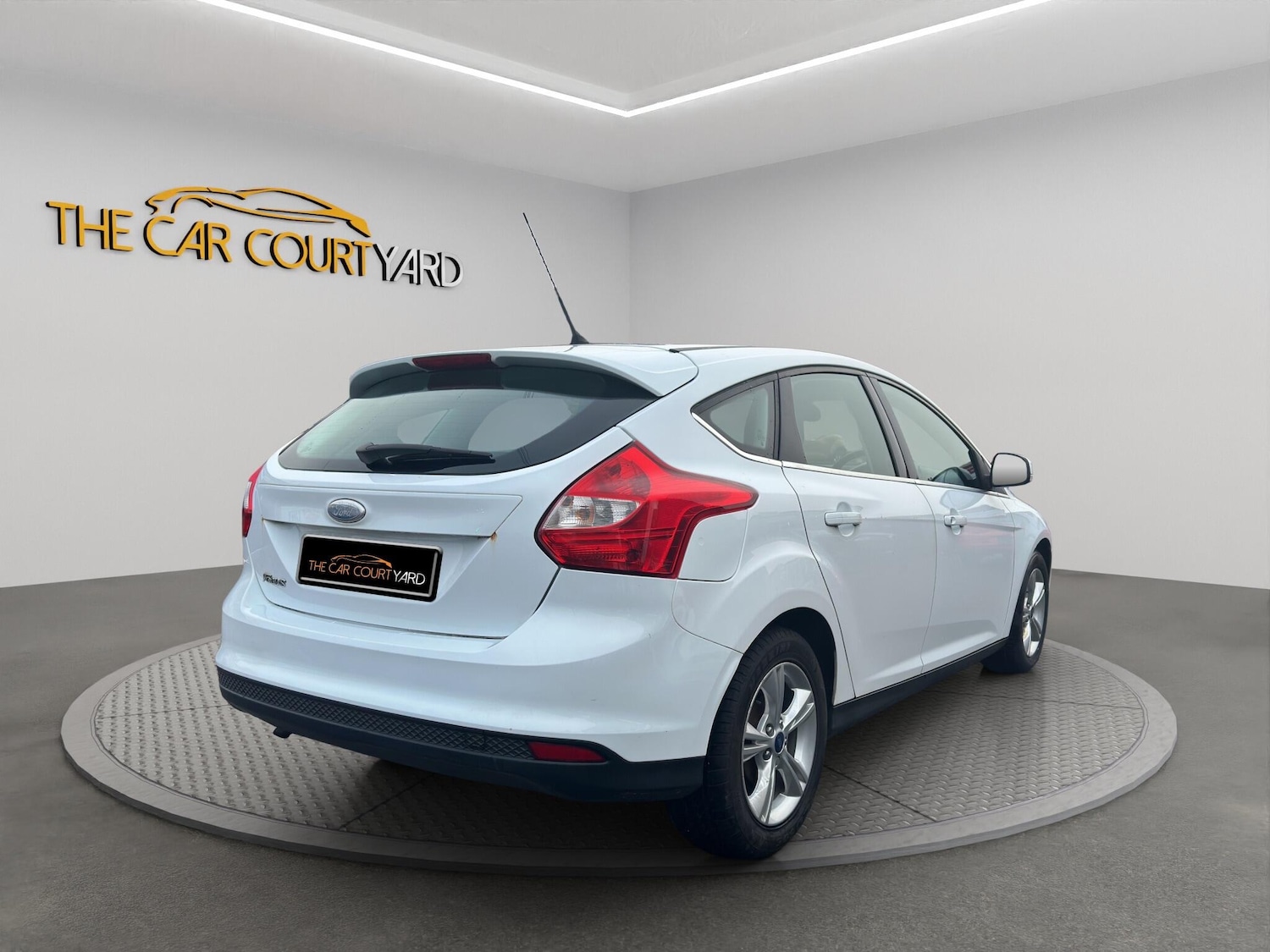 Used Ford Focus 2013 for sale - 76824245: Photo 7