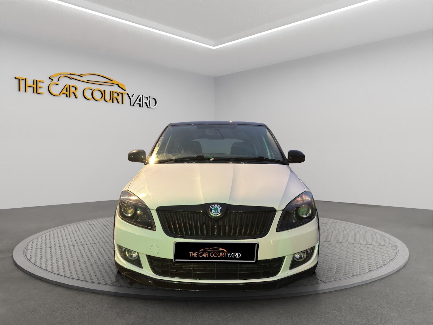 Used Skoda Fabia 2012 for sale - 76597320: Photo 2