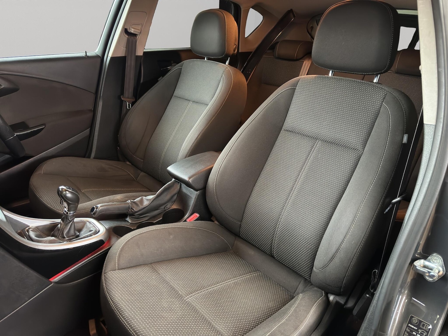 Used Vauxhall Astra 2015 for sale - 76666996: Photo 10