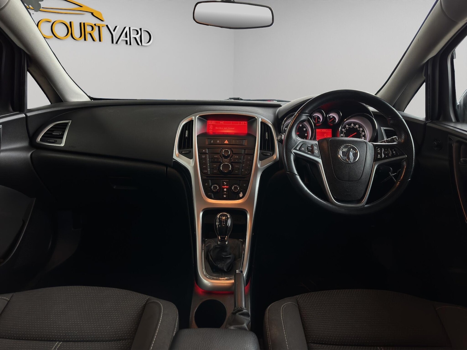 Used Vauxhall Astra 2015 for sale - 76666996: Photo 13