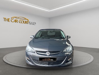 Used Vauxhall Astra 2015 for sale - 76666996: Photo