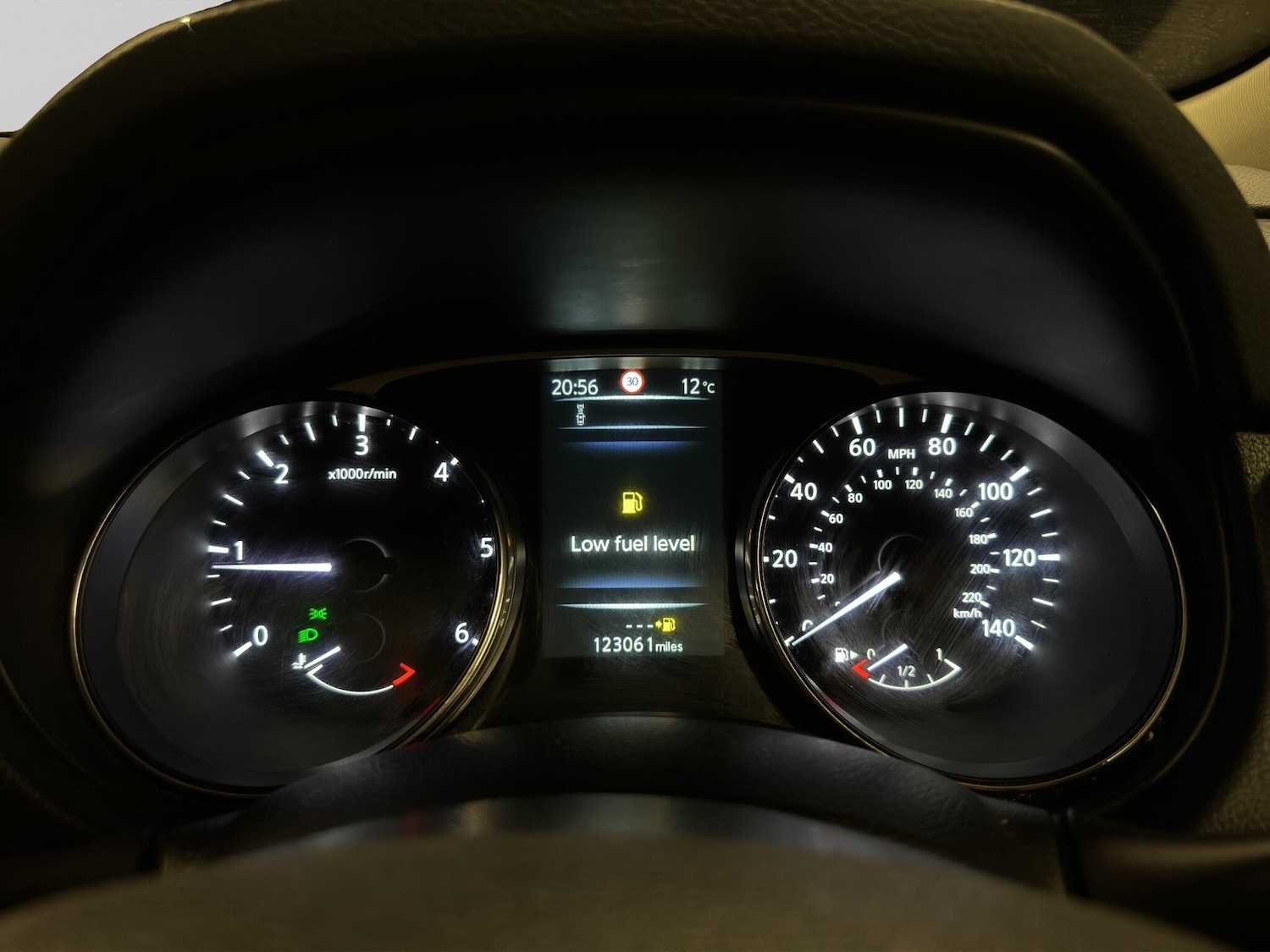 Used Nissan X-Trail 2015 for sale - 76522327: Photo 17