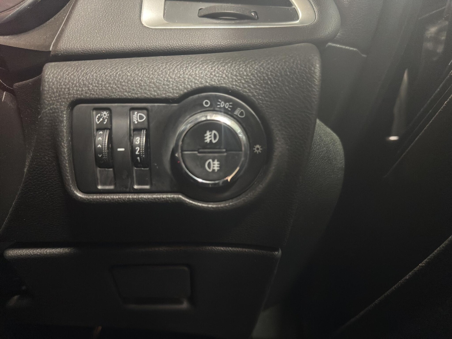 Used Vauxhall Astra 2013 for sale - 76522413: Photo 21