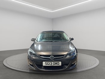 Used Vauxhall Astra 2013 for sale - 76522413: Photo