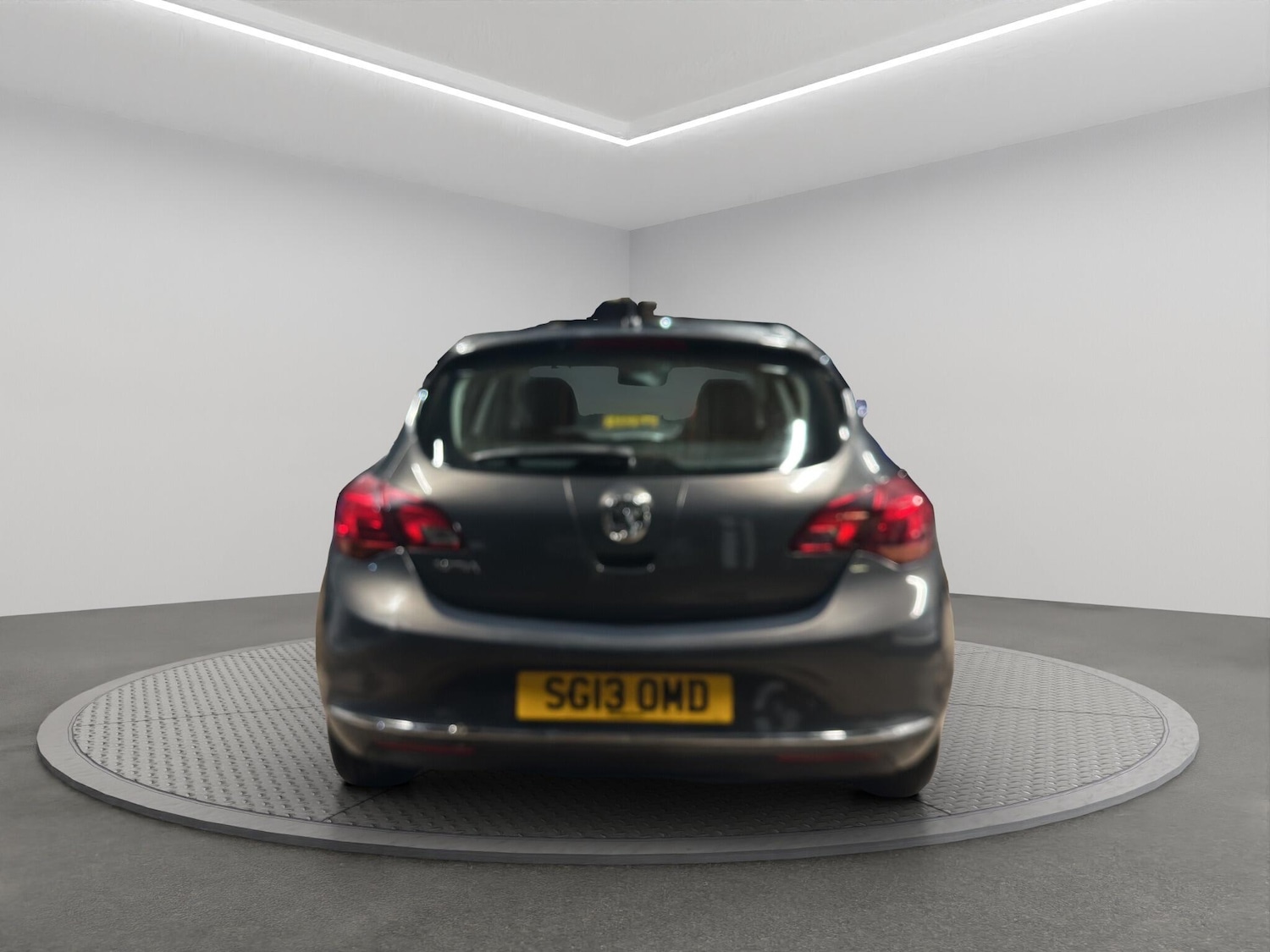 Used Vauxhall Astra 2013 for sale - 76522413: Photo 7