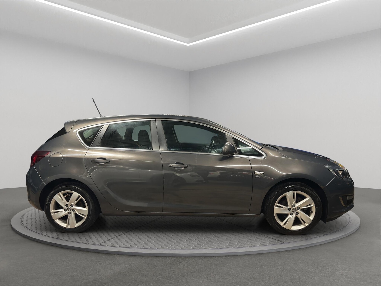 Used Vauxhall Astra 2013 for sale - 76522413: Photo 8