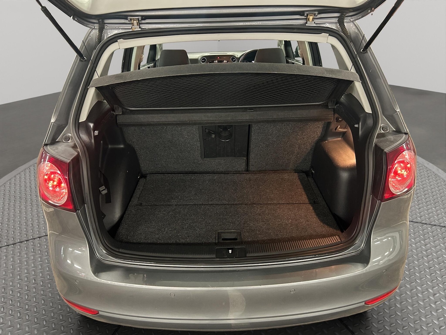 Used Volkswagen Golf Plus 2013 for sale - 77021254: Photo 25